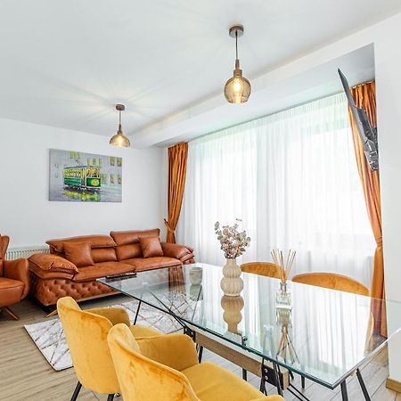 Cozy Brand New Boutique Aparthotel Брашов Экстерьер фото