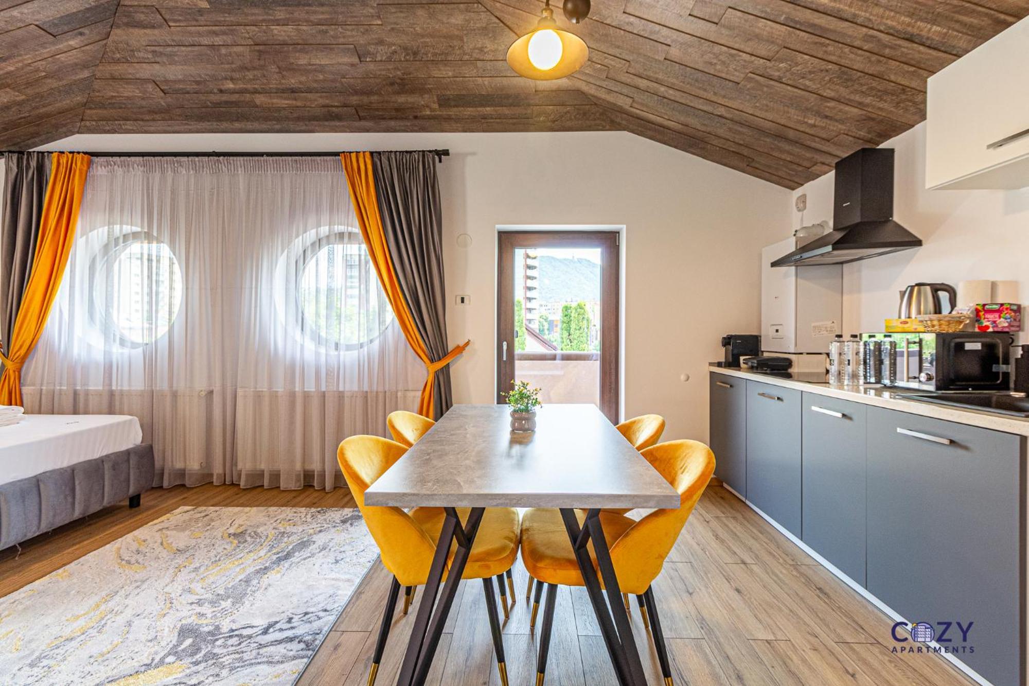 Cozy Brand New Boutique Aparthotel Брашов Экстерьер фото