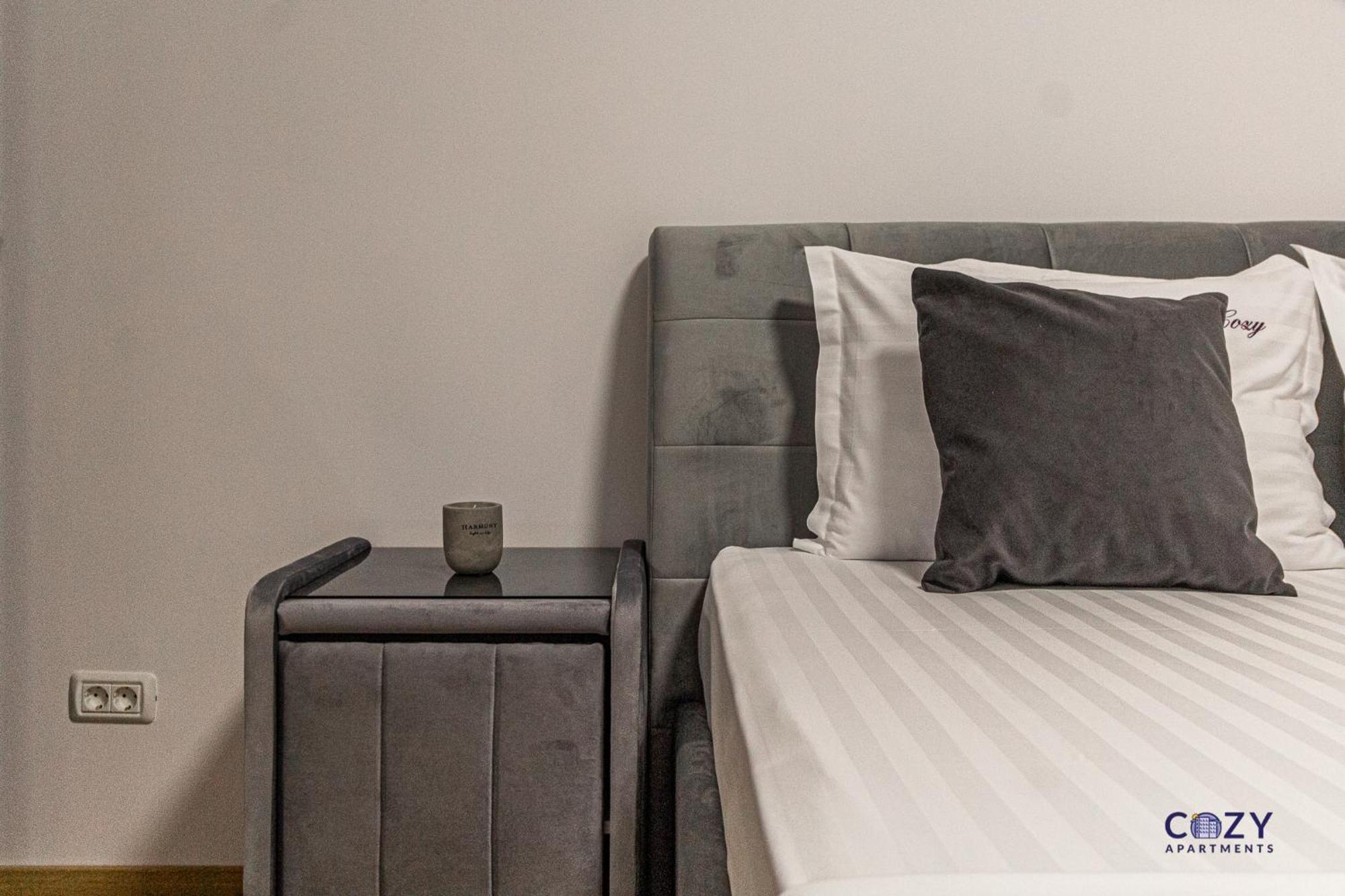 Cozy Brand New Boutique Aparthotel Брашов Экстерьер фото