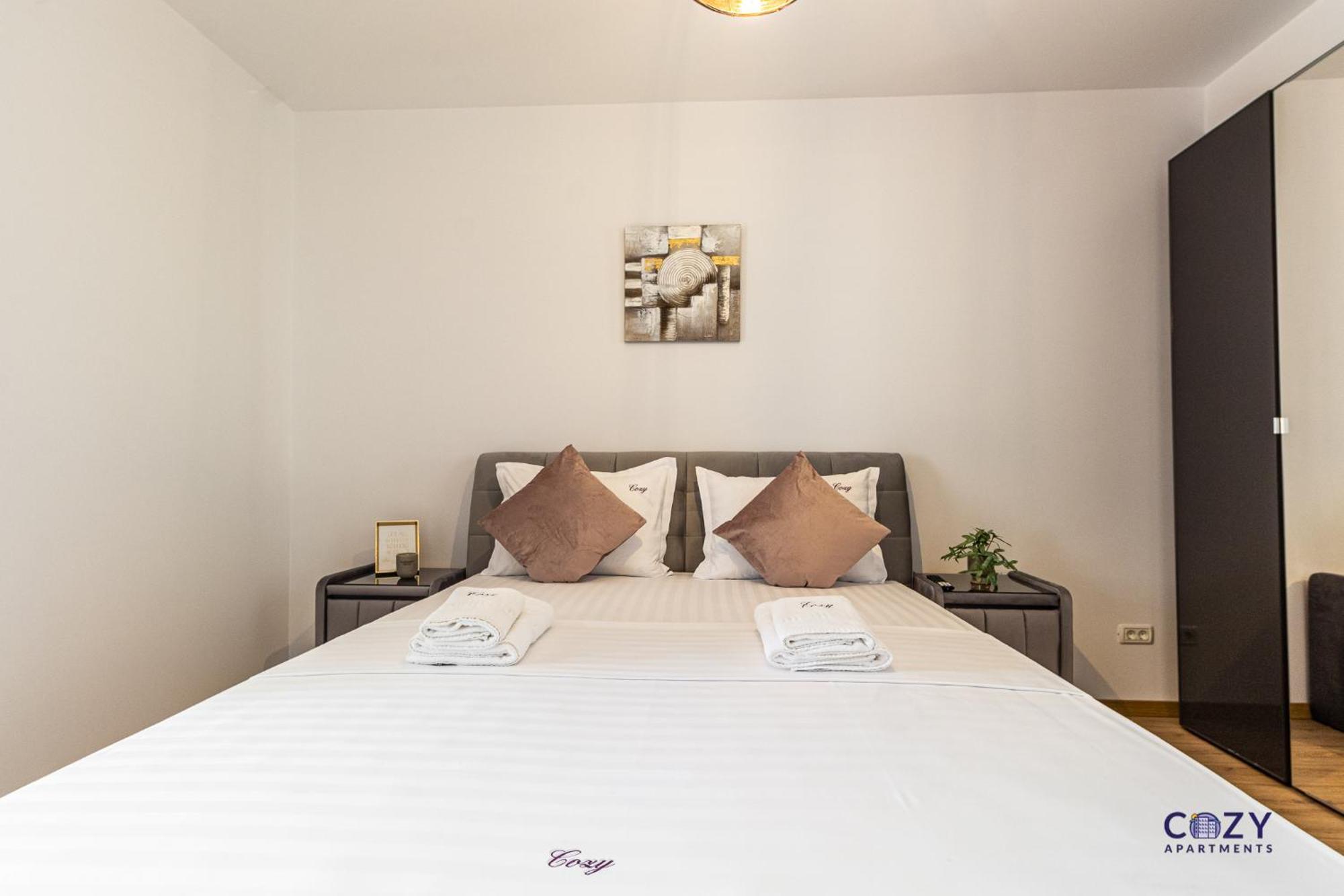 Cozy Brand New Boutique Aparthotel Брашов Экстерьер фото